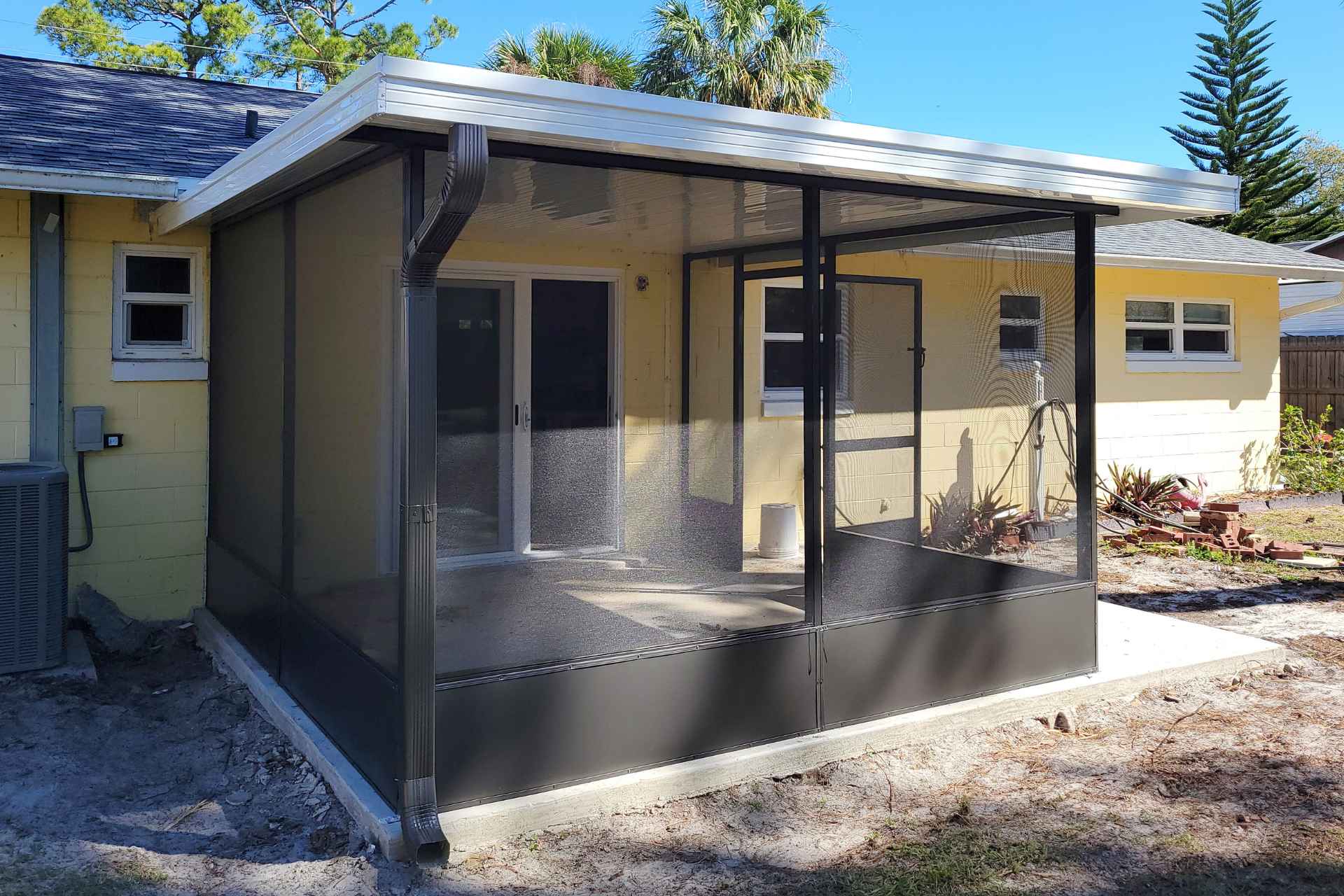 Gutter Installation & Maintenance in Orlando - Spider Screen Services
